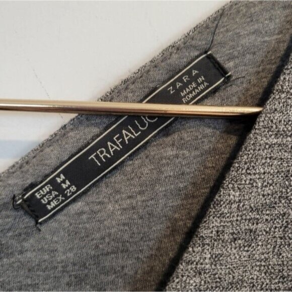 Zara | Button Front V Neck Sleeveless Key Hole Back Tweed Dress Gray - Picture 5 of 8